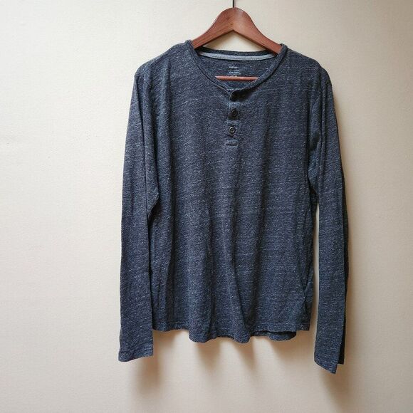🌻5/$25 Old Navy grey henle shirt / M - Picture 1 of 3
